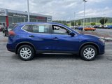 Used 2018 Nissan Rogue S image 2