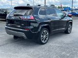 Certified 2019 Jeep Cherokee Overland w/ Technology Group image 3