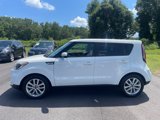 Used 2017 Kia Soul + image 2