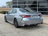 Used 2023 Toyota Camry SE image 5