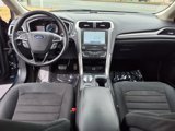 Used 2020 Ford Fusion SE image 5