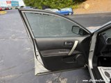 Used 2011 Nissan Rogue SV image 5