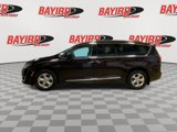Used 2017 Chrysler Pacifica Touring-L Plus w/ Advanced Safetytec Group image 5