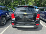 Used 2022 Chevrolet Trax LT w/ LT Convenience Package image 3