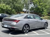Used 2023 Hyundai Elantra SEL w/ Convenience Package image 4