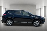 Used 2017 Toyota RAV4 LE image 3