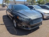Used 2016 Ford Fusion SE w/ Equipment Group 202A image 3
