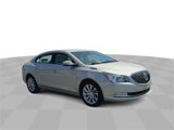 Used 2016 Buick LaCrosse image 2