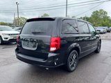 Used 2015 Dodge Grand Caravan SXT w/ Blacktop Package image 5