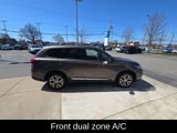 Used 2017 Mitsubishi Outlander SE image 2
