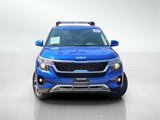 Used 2022 Kia Seltos EX image 2