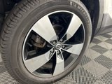 Used 2021 Volvo XC40 T5 Momentum w/ Premium Package image 4