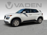 Used 2022 Hyundai Venue SE image 2