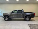 Used 2017 Toyota Tacoma SR5 image 3