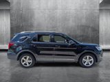 Used 2018 Ford Explorer XLT image 2