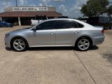 Used 2015 Volkswagen Passat TDI SEL Premium image 4
