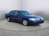 Used 2011 Lincoln Town Car Signature Limited image 1