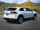 Used 2020 Volkswagen Atlas Cross Sport SE w/ Towing Package image 4