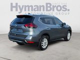 Used 2020 Nissan Rogue SV image 3