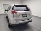 Used 2016 Nissan Rogue SV image 6