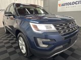 Used 2017 Ford Explorer XLT image 2