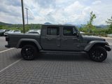 Used 2022 Jeep Gladiator Overland image 4
