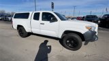 Used 2017 Toyota Tacoma SR image 3