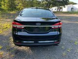 Used 2017 Ford Fusion SE w/ Fusion SE Technology Package image 5