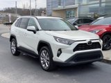 Used 2021 Toyota RAV4 XLE Premium image 2