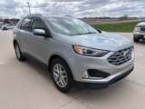 Used 2022 Ford Edge SEL w/ Convenience Package image 3