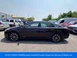 Used 2016 Toyota Avalon XLE Premium image 2