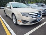 Used 2010 Ford Fusion SE image 2
