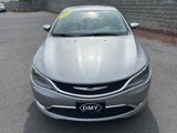 Used 2015 Chrysler 200 Limited w/ Convenience Group image 5