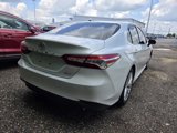 Used 2018 Toyota Camry XLE image 4