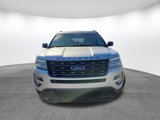 Used 2017 Ford Explorer XLT w/ Equipment Group 202A image 2