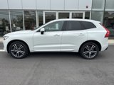 Used 2020 Volvo XC60 T6 Momentum image 2