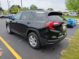 Used 2022 GMC Terrain SLE w/ Driver Convenience Package image 5