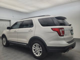 Used 2018 Ford Explorer XLT image 5