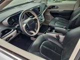 Used 2018 Chrysler Pacifica Limited w/ Advanced Safetytec Group image 5