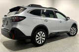 Used 2020 Subaru Outback Premium image 5