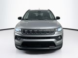 Used 2022 Jeep Compass Latitude image 2