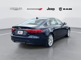 Used 2019 Jaguar XF Prestige image 3