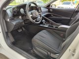 Used 2023 Hyundai Elantra SEL w/ Convenience Package image 2