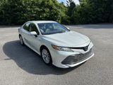 Used 2020 Toyota Camry XLE image 3