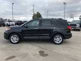 Used 2013 Ford Explorer XLT image 2