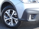 Used 2020 Subaru Outback Limited w/ Popular Package #2 image 3