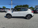Used 2018 Nissan Kicks SR image 3