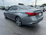 Used 2021 Nissan Altima 2.5 SR w/ SR Premium Package image 6