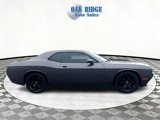 Used 2017 Dodge Challenger SXT image 4