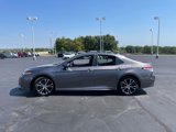 Used 2020 Toyota Camry SE image 4